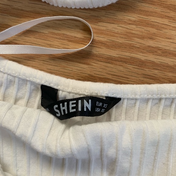 White shein halter top - Picture 2 of 2